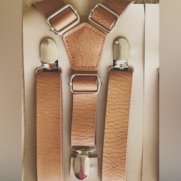 Brown faux leather suspenders - Picture 2 of 5